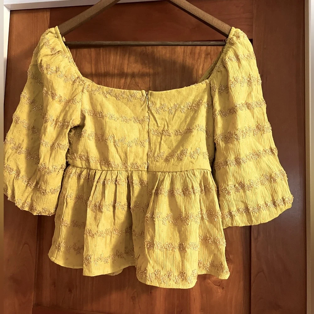 Yellow top - Picture 3 of 3